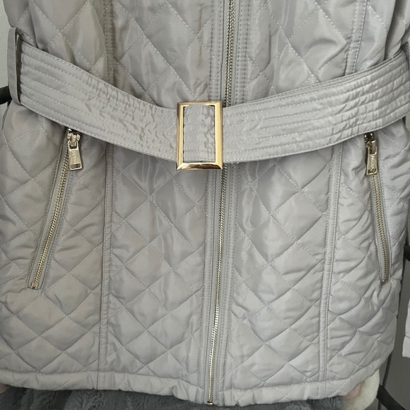 GUESS Quilted Coat EUC - Picture 6 of 10